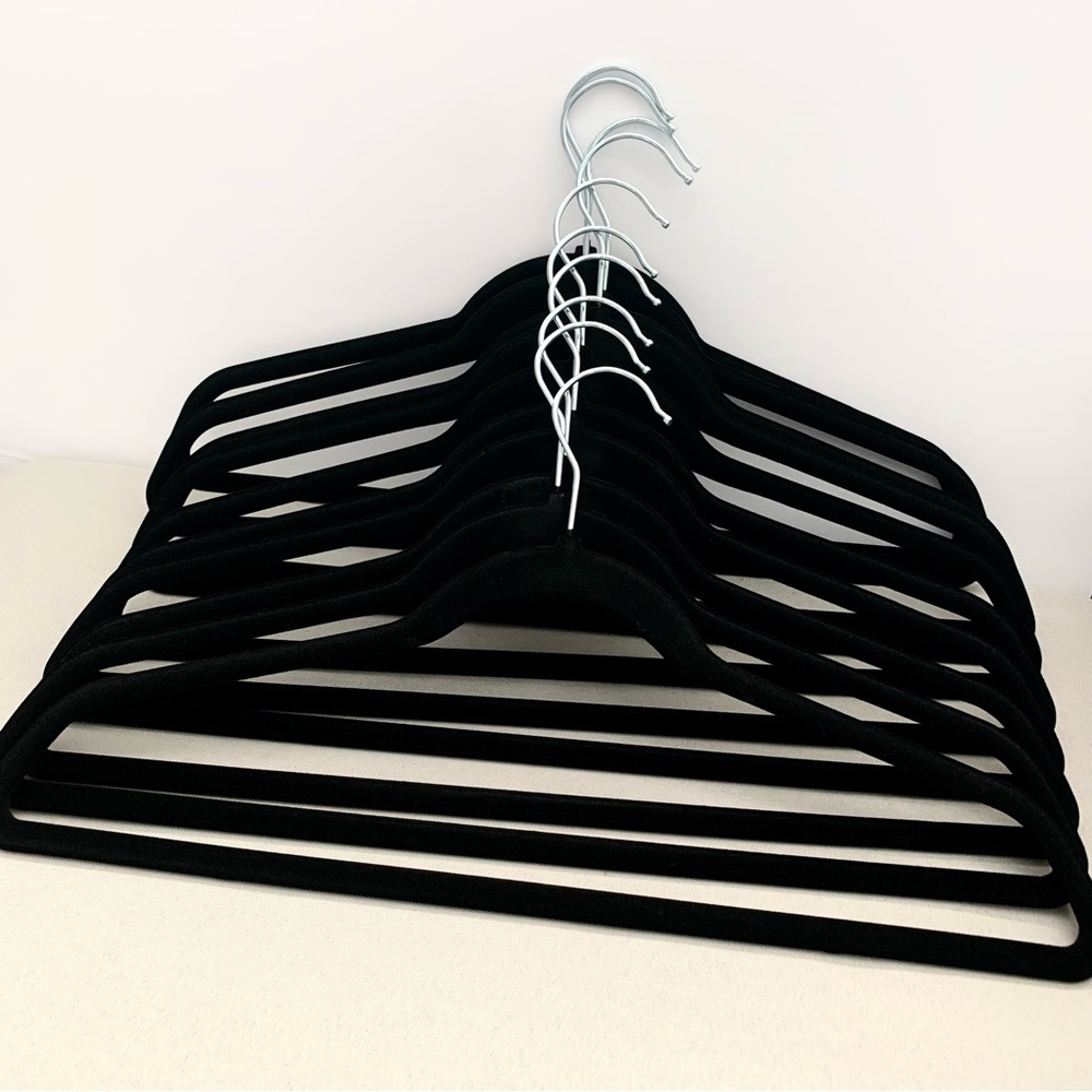 NWOT velvet hangers